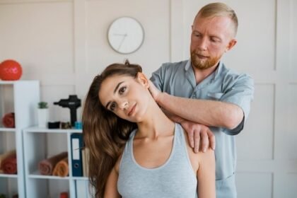 chiropractor Singapore neck pain